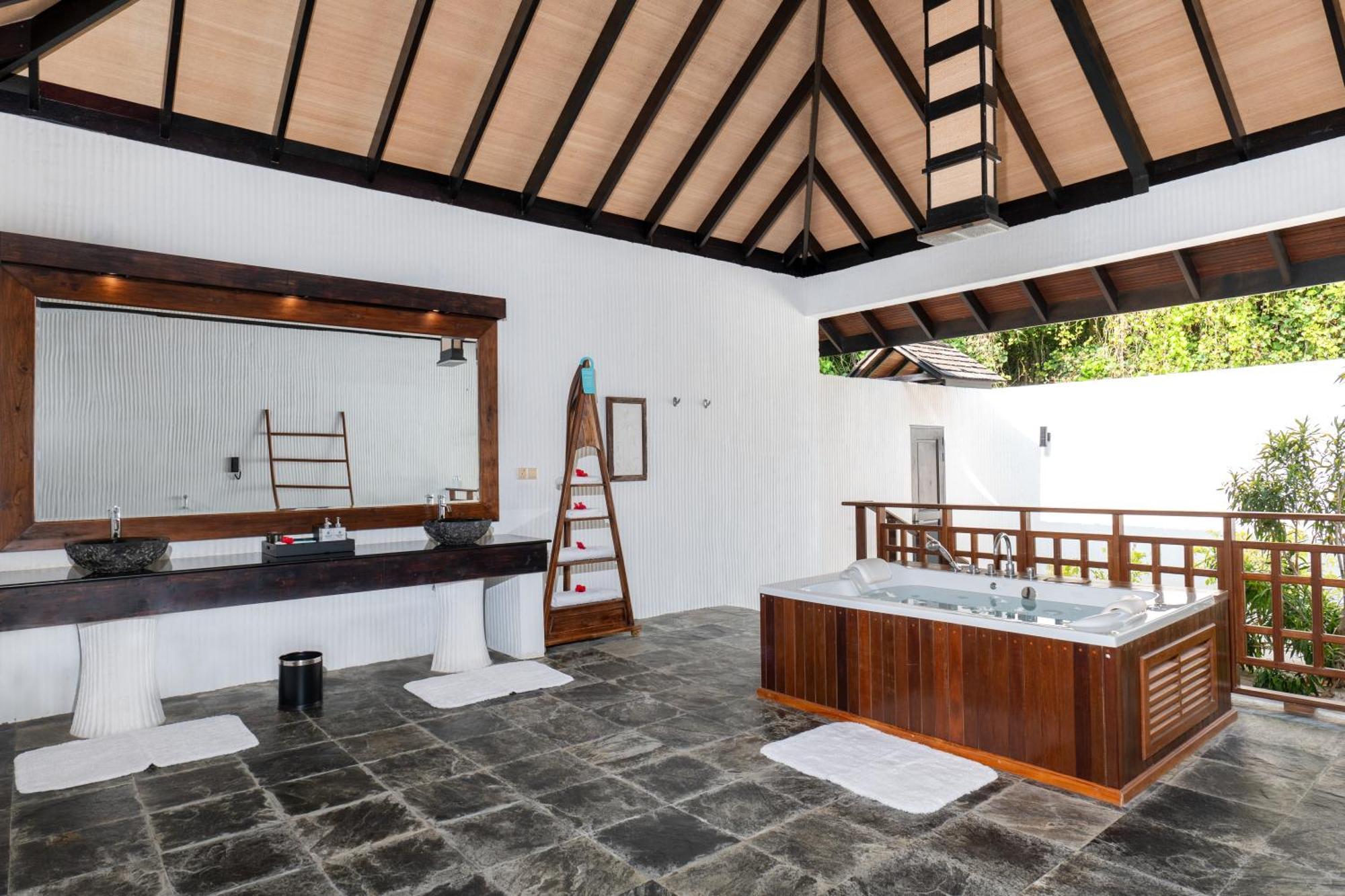 Hideaway Beach Resort & Spa Dhidhdhoo  Exterior foto