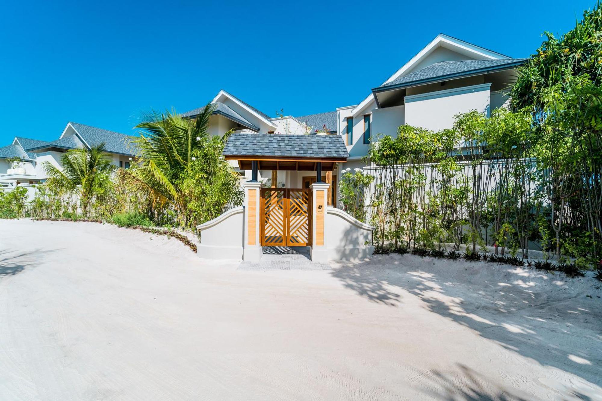 Hideaway Beach Resort & Spa Dhidhdhoo  Exterior foto